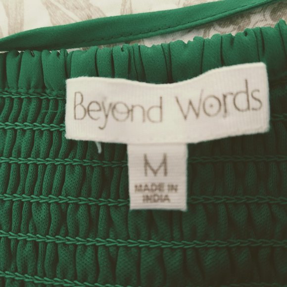 Beyond Words Kelly Lime Green Smocked Pleated V-Neck Criss Cross Strap Romper M - Picture 13 of 14